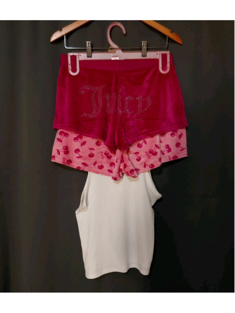 Juicy Couture 3pc Tank & Velvet Velour Shorts Cherry Pajamas Set Size Med NWT - Picture 2 of 6